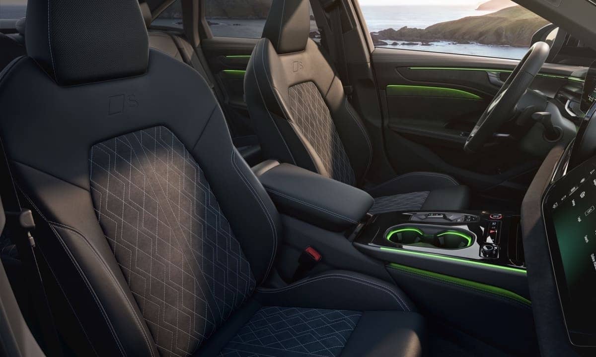 Nuevo Audi A6 e-hybrid quattro: Así es el sedán híbrido enchufable que redefine la movilidad premium 6 Nuevo Audi A6 e-hybrid quattro interior