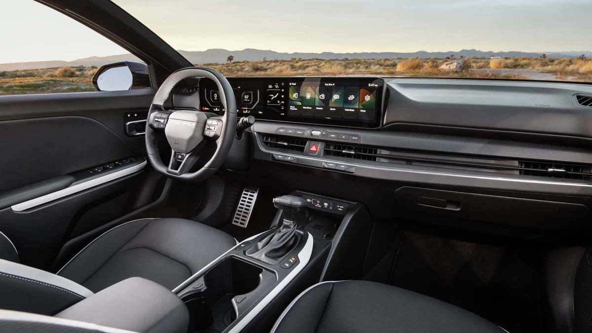 Kia K4 2026: Un Sedán que Redefine Todo lo que Sabías 3 Kia K4 2025 interior