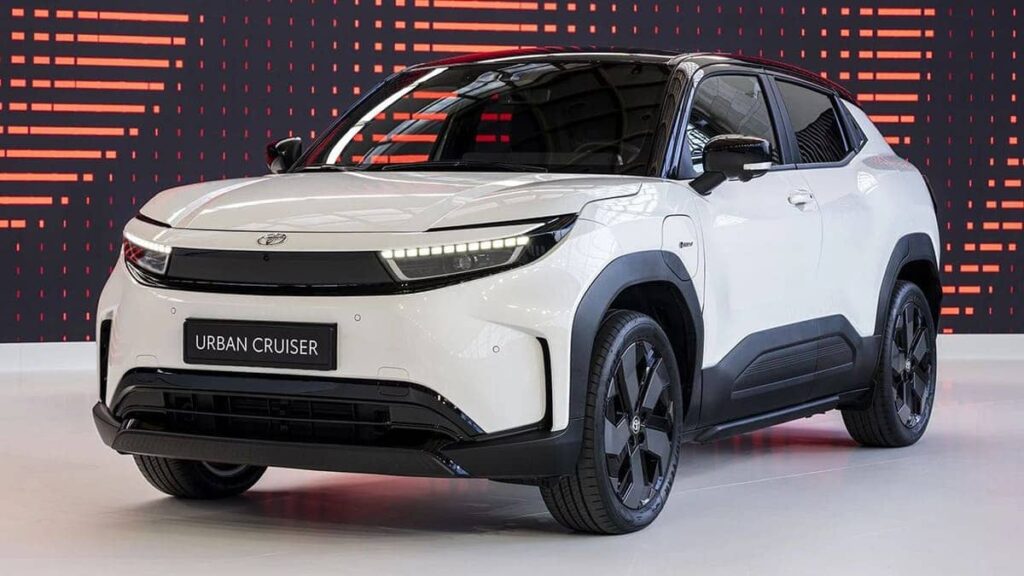 ¿Toyota venderá 1,5 millones de vehículos eléctricos en 2026? 2 Nuevo Toyota Urban Cruiser EV