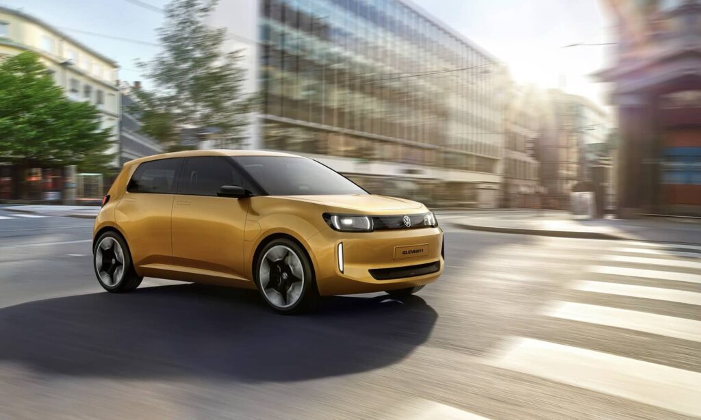 Volkswagen ID.1: El eléctrico Low-Cost quiere romper los tiempos de desarrollo 3 Volkswagen ID.Every1 en movimiento