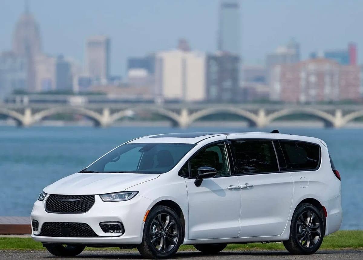 Chrysler Pacifica 2026: Edición del Centenario Nueva Chrysler Pacifica 2026