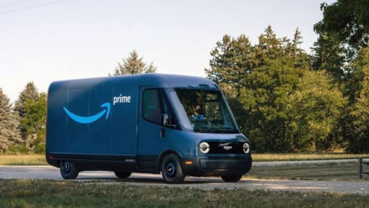 Amazon y su Futuro Imparable: Robots Humanoides con IA y Vanes Eléctricas Rivian para Entregas 3 Rivian Amazon