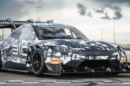 El nuevo Ford Mustang Mach-E eléctrico se enfrenta a Pikes Peak en versión extrema.