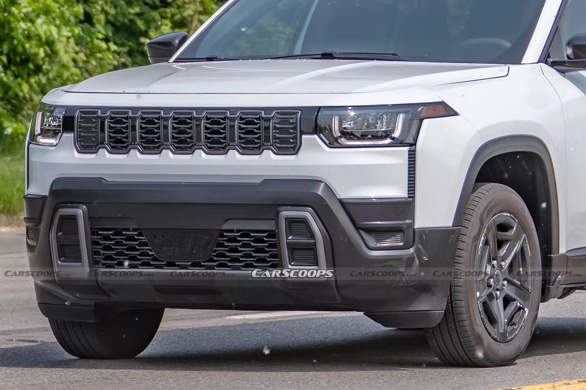 Nuevo Jeep Cherokee 2026 Se Filtra Por Completo: Interior Digital, Diseño Cuadrado y Motor Híbrido 6 Jeep Cherokee 2026 0004