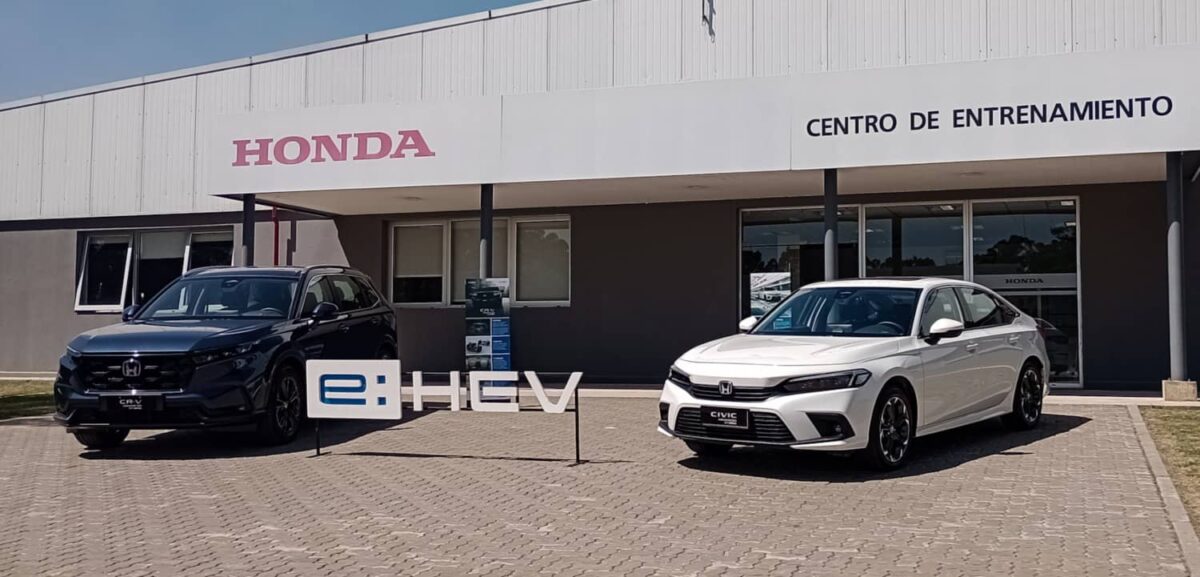 Honda redefine su estrategia global: híbridos como prioridad y una promesa audaz 2 Honda e HEV port