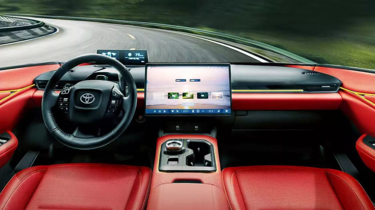 Toyota bZ5: El SUV eléctrico que quiere destronar al Model Y 3 Toyota bZ5 interior