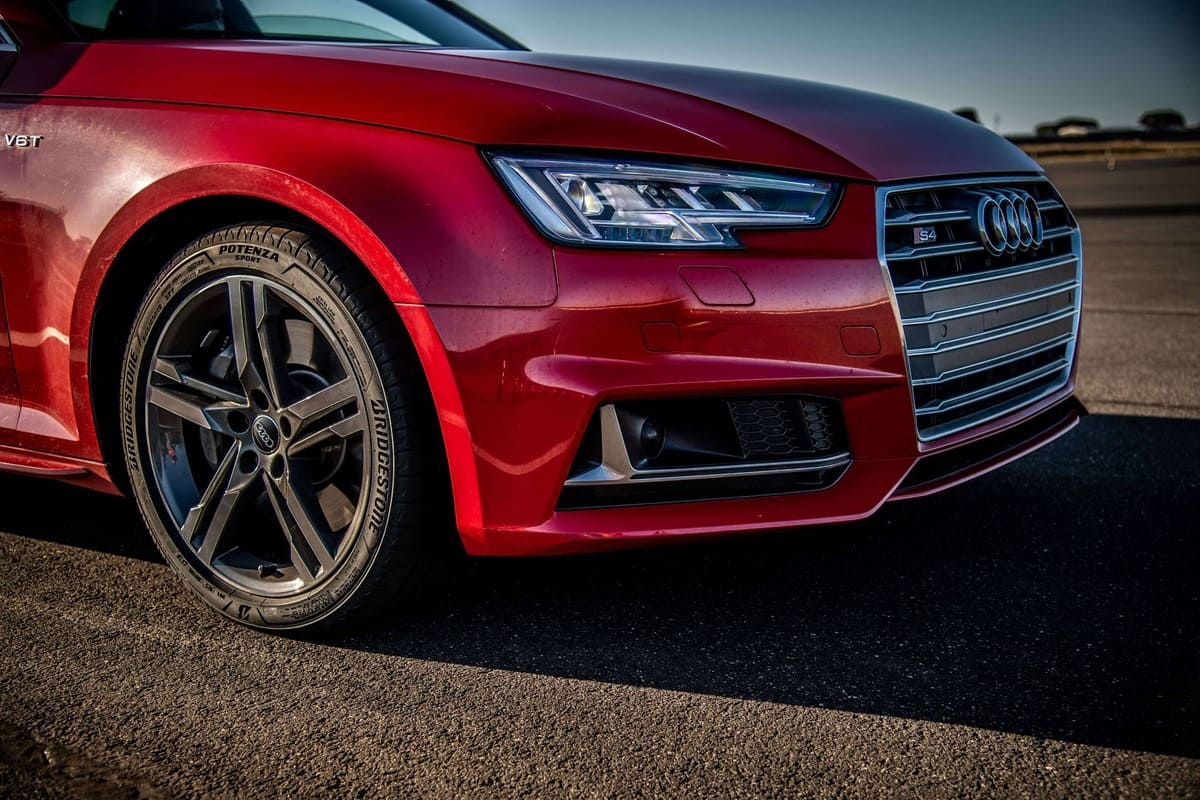 7 errores más comunes al cuidar tus llantas (y cómo evitarlos) 2 Bridgestone Potenza Sport