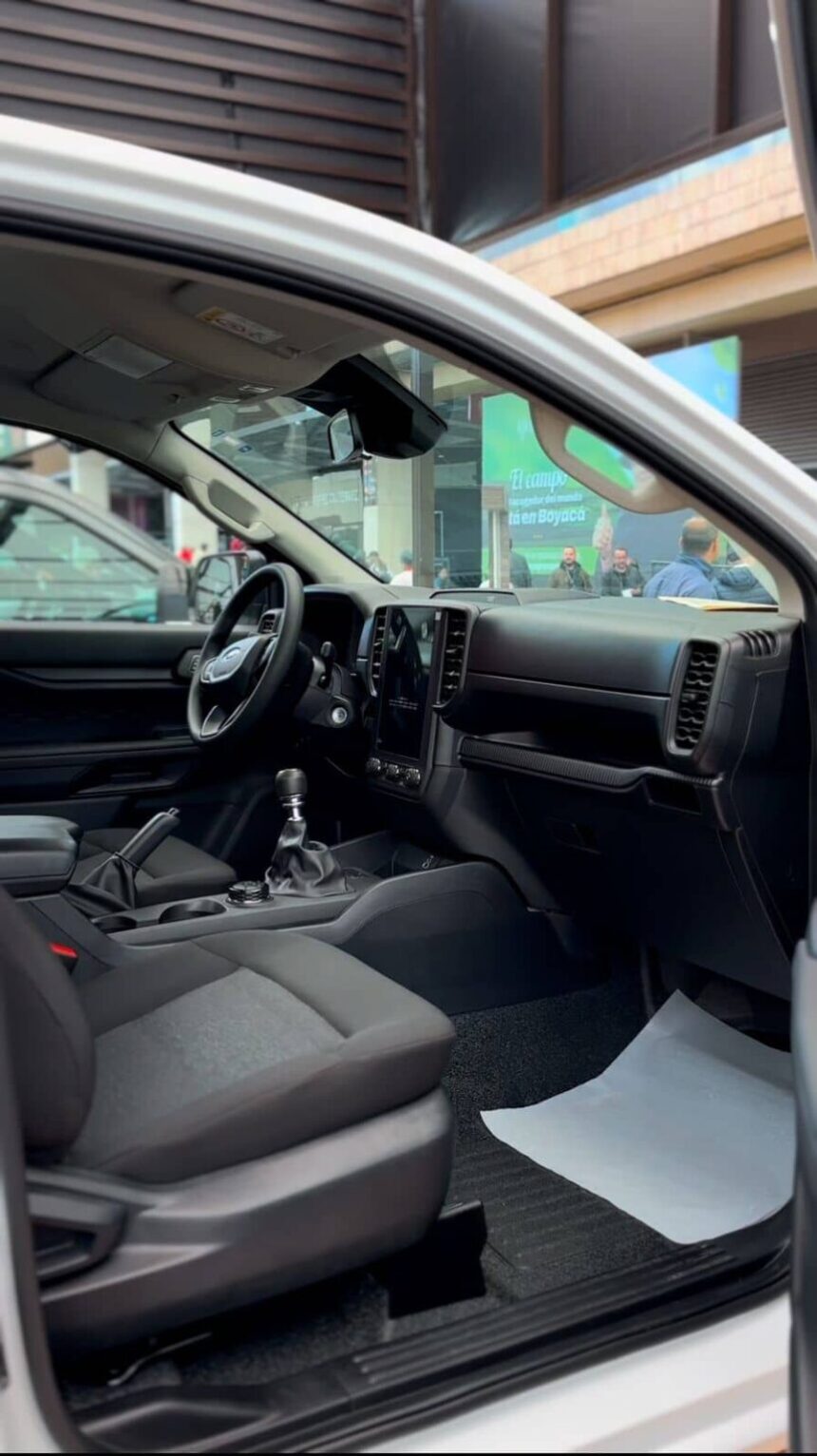 Ford incrementa su inversión en Argentina a 700 millones: más producción de Ranger