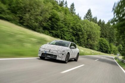 Kia EV4: prueba en Nürburgring que pone a Tesla en la mira