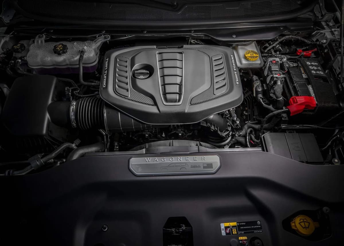 Jeep Grand Wagoneer 2026: el SUV más lujoso de Jeep se reinventa por completo 2 Jeep Grand Wagoneer 2026 4