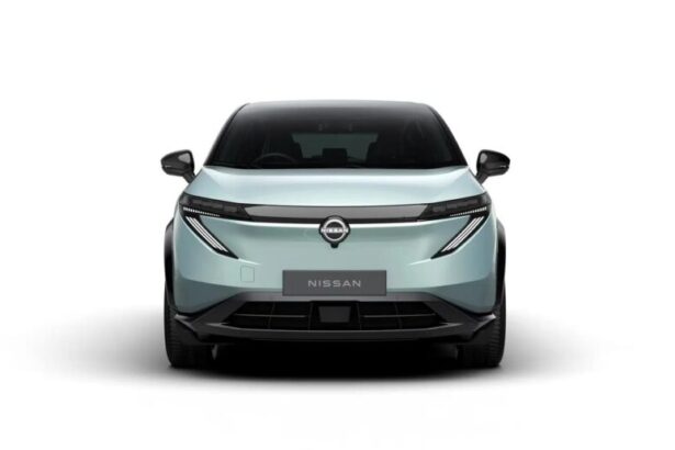 Todo sobre el esperado restyling del Nissan Ariya 2026