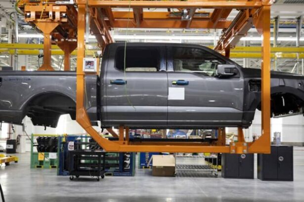 Ford sorprende al cancelar la F-150 Lightning por una versión EREV