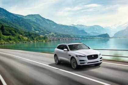 Jaguar F-Pace se despide de los motores de combustión y queda descontinuado