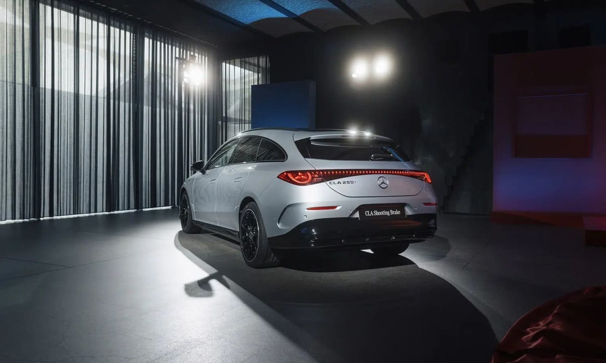Mercedes Benz CLA Shooting Brake electrico 0006