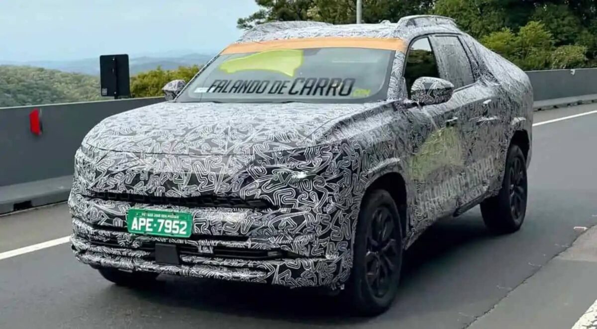 Renault Niagara camuflada 0002