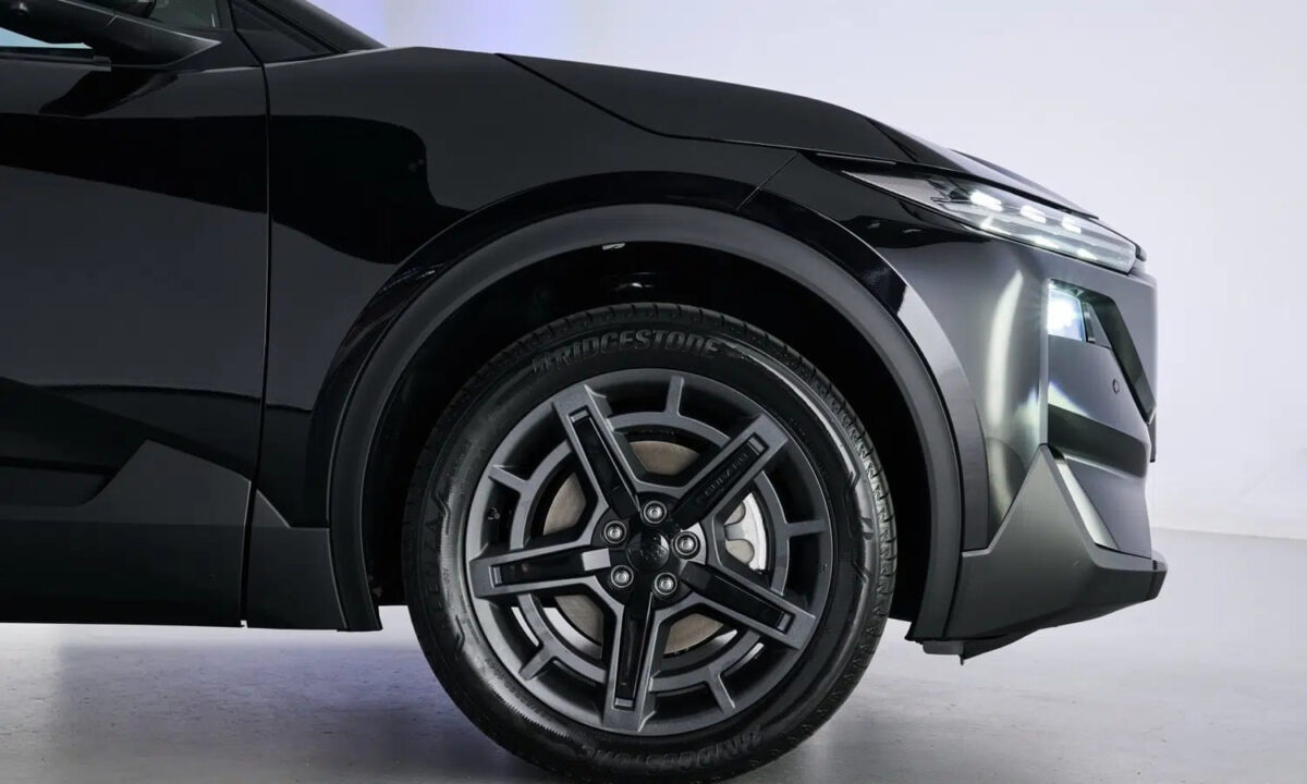 Subaru Uncharted EV, el nuevo crossover eléctrico compacto que apunta alto 2 Subaru Uncharted EV 2026 001