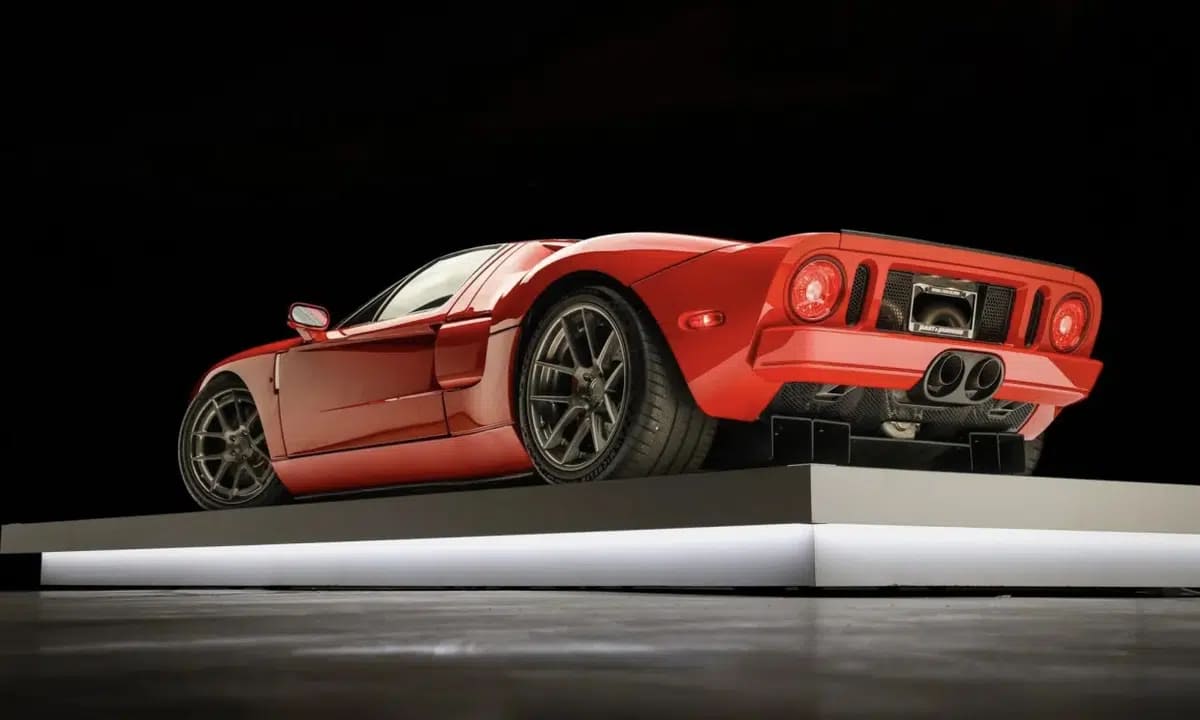 Ford GT de Paul Walker a subasta: vuelve locos a fanaticos y coleccionistas 2 Ford GT 2005 Paul Walker a subasta 0009